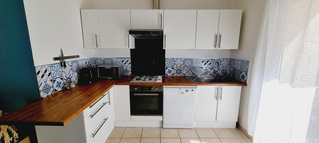 Agreable Appartement Avec 2 Places De Parking Dans Le Garage 贝济耶 外观 照片
